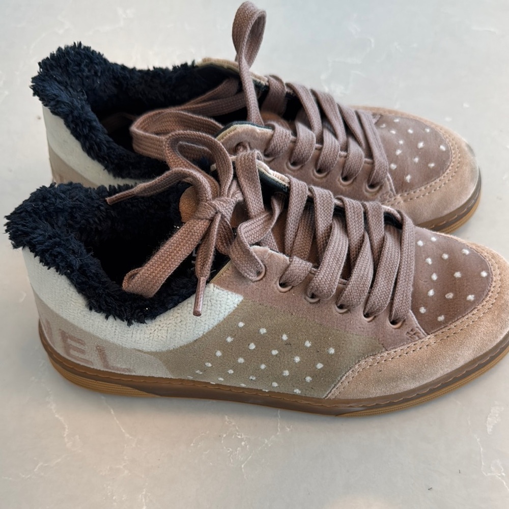 Chanel Rose  Polka Dot Sneakers with Black Fur Lining - Picture 4 of 6
